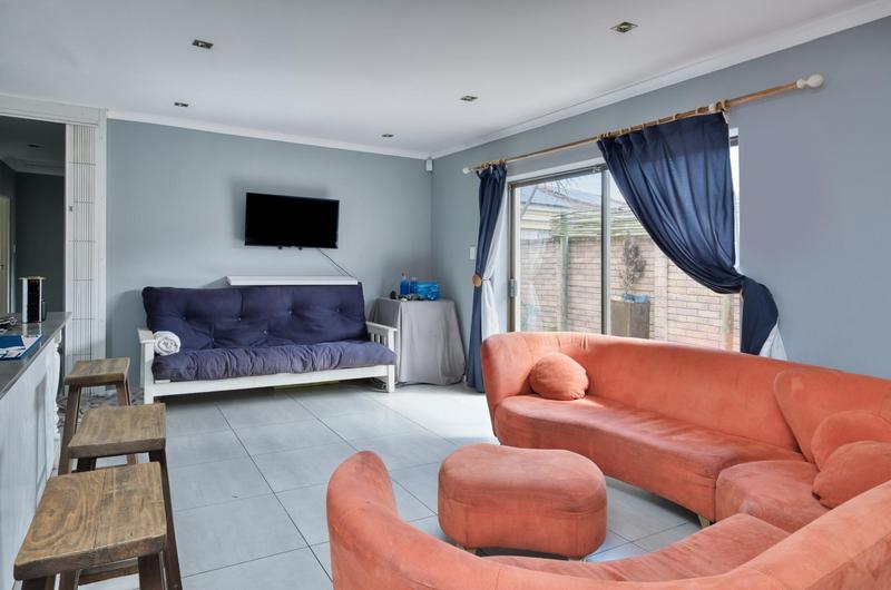 5 Bedroom Property for Sale in Port Elizabeth Eastern Cape